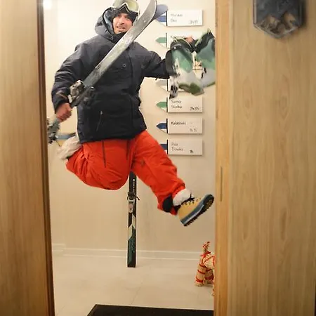 Alpini Apartman *