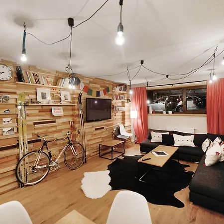Alpini Apartment *